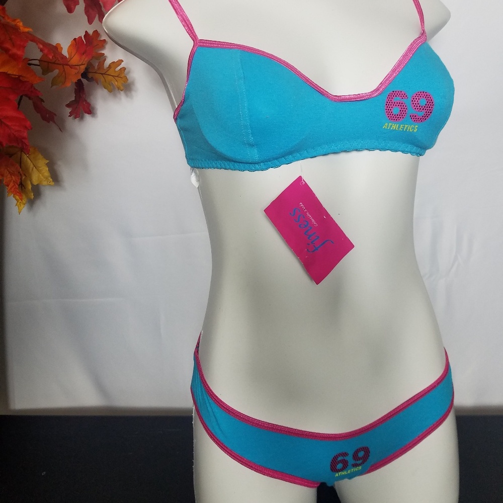 Bra-Top and bottom set